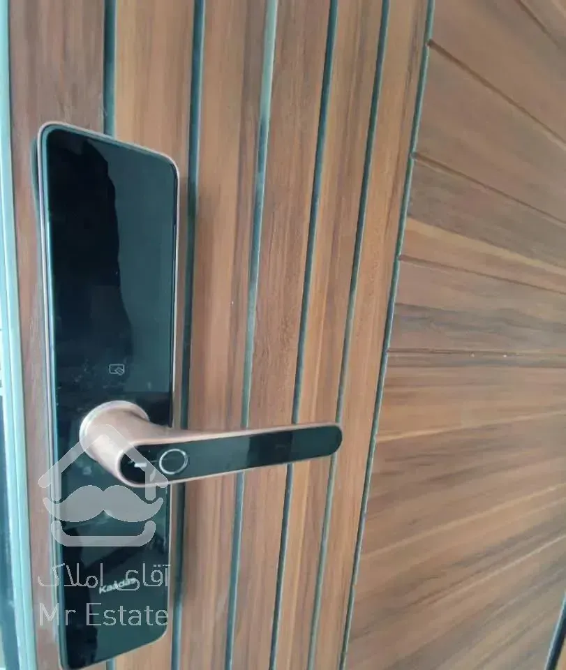 برج ۱۵۸ متر / دو خواب / دریاچه چیتگر