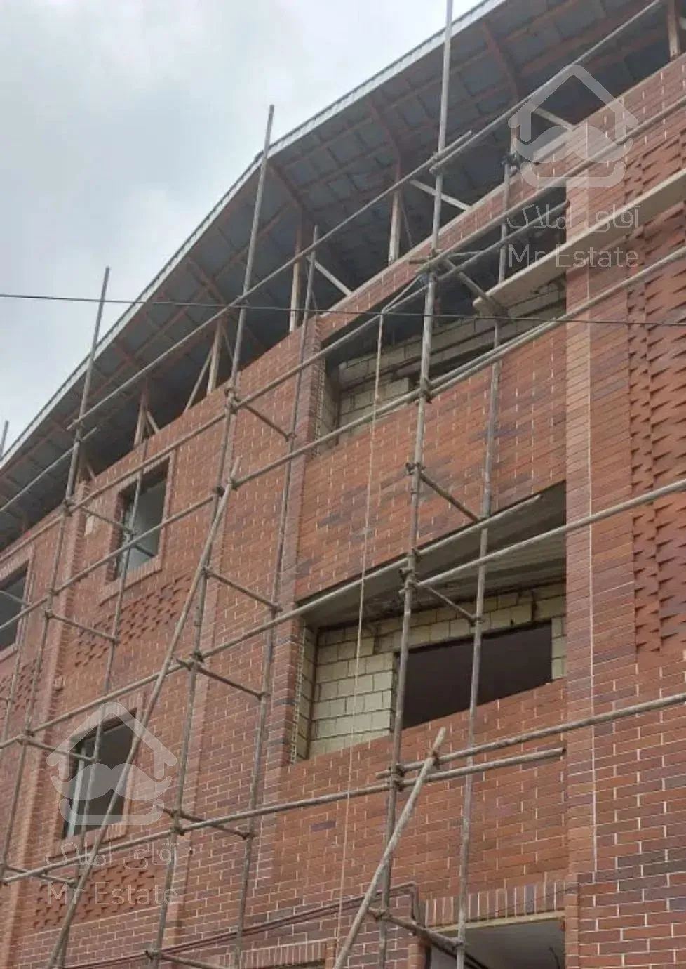 واحد ۱۰۰متری نوساز