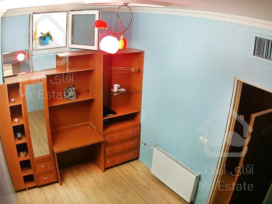 حیاط حوض و سوئیت دربست بی‌‌مشرف با ویلایی‌‌ط2/وکیل آباد