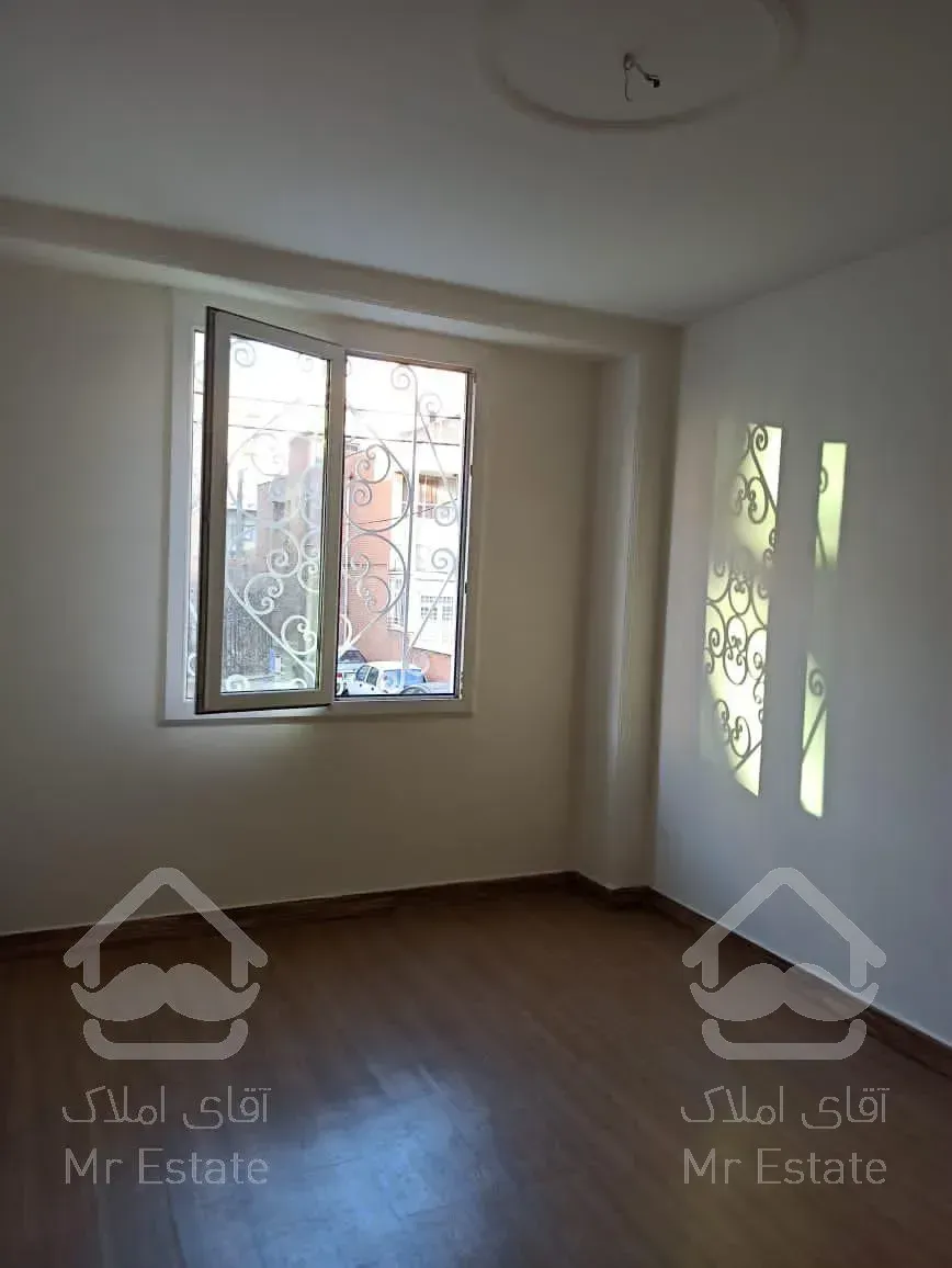 فروش فوری آپارتمان ۶۱متری ۲ خواب، امکانات بی نظیر، لوکیشن عالی ، سال ۸۰