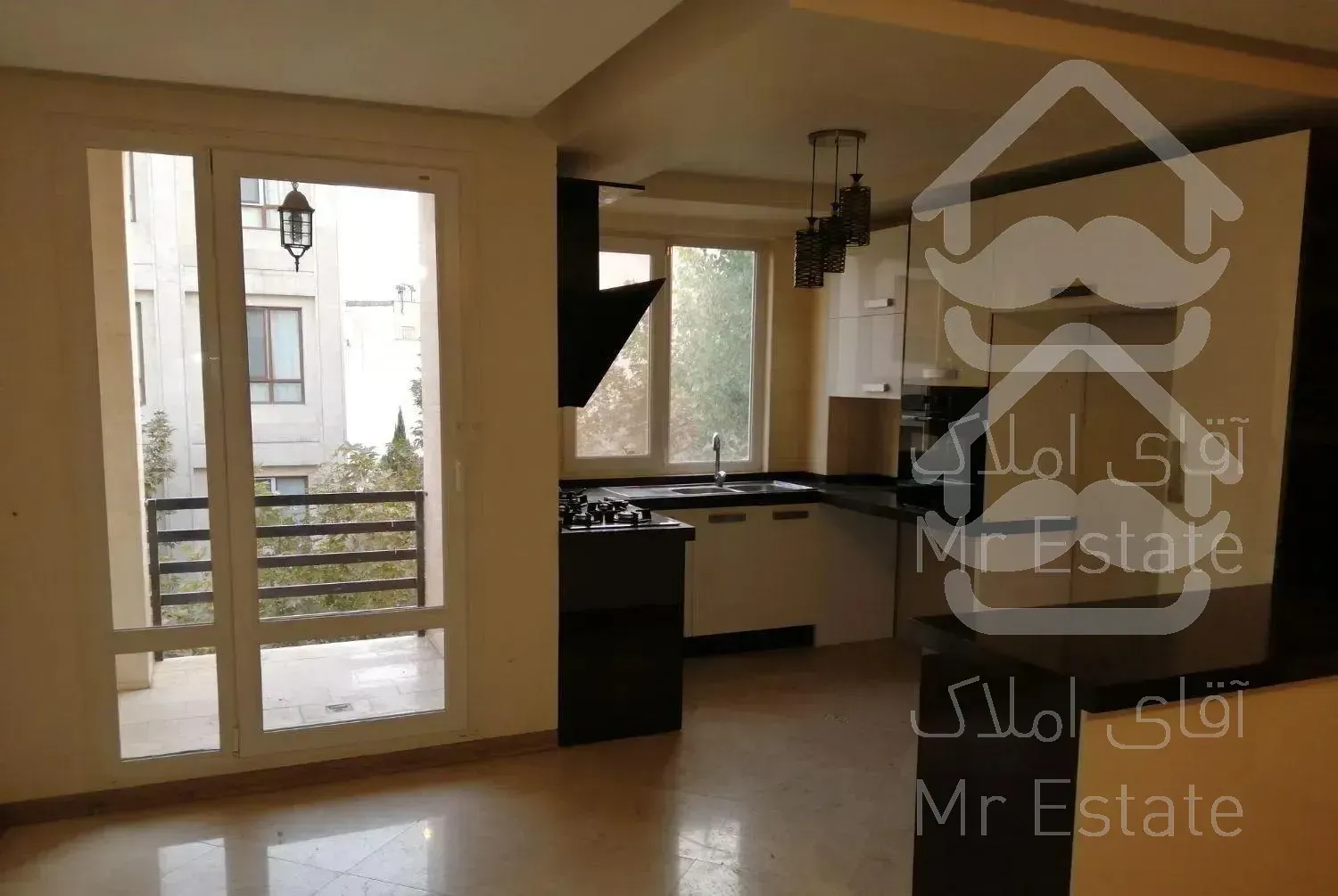 90 متری کیکاووس