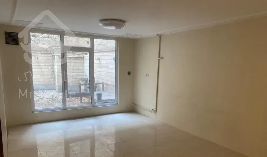 فروش آپارتمان ۵۲ متری با ۵۰ متر حیاط اختصاصی