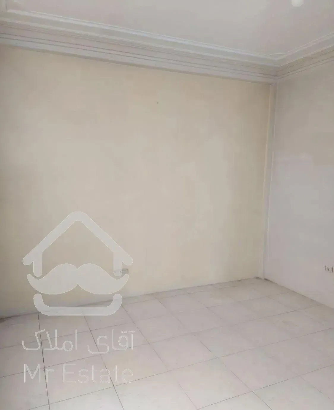 اپارتمان ۹۰ متری دو خوابه نزدیک مترو