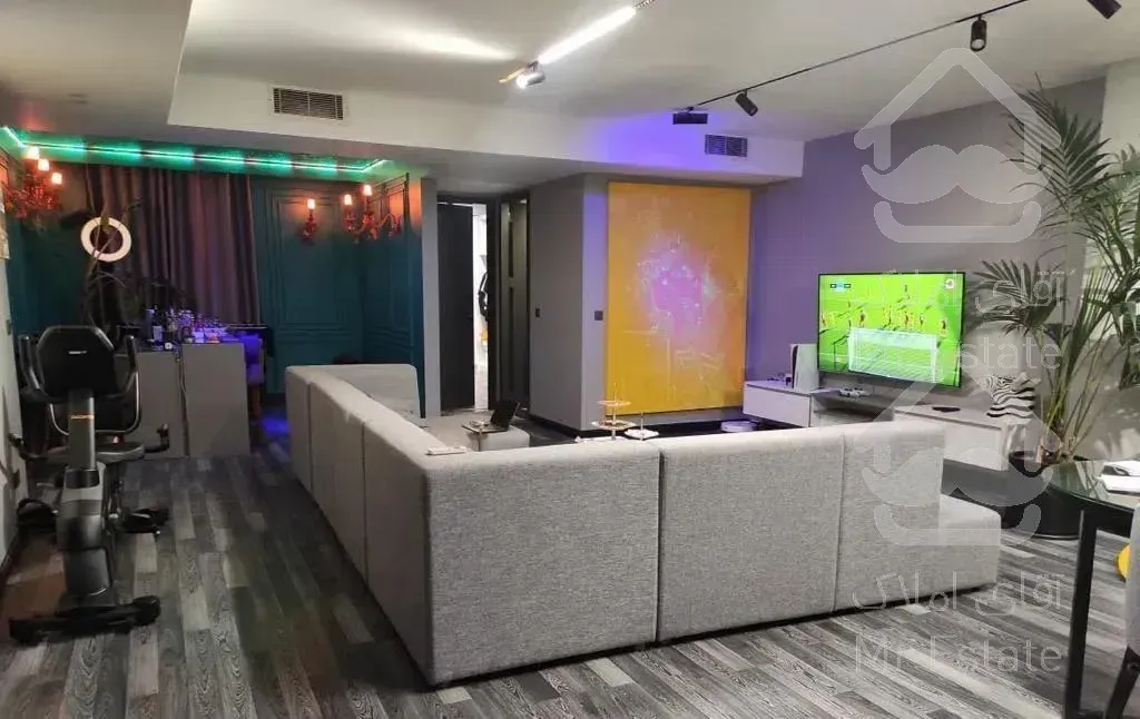 ۱۴۵ متر/۳خواب/تک واحد/رو به آفتاب