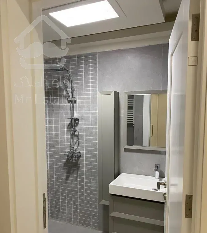 ۱۱۳متر «کم واحد شهرک غرب» نوساز با ویو