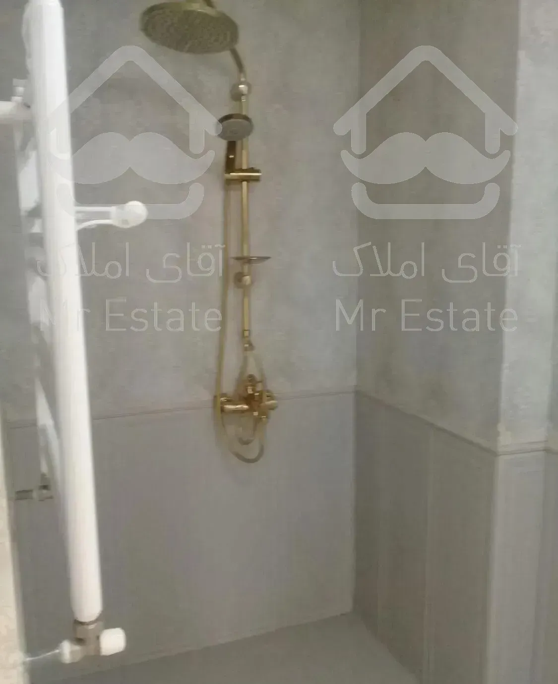 اپارتمان ۱۳۵ متری فروش