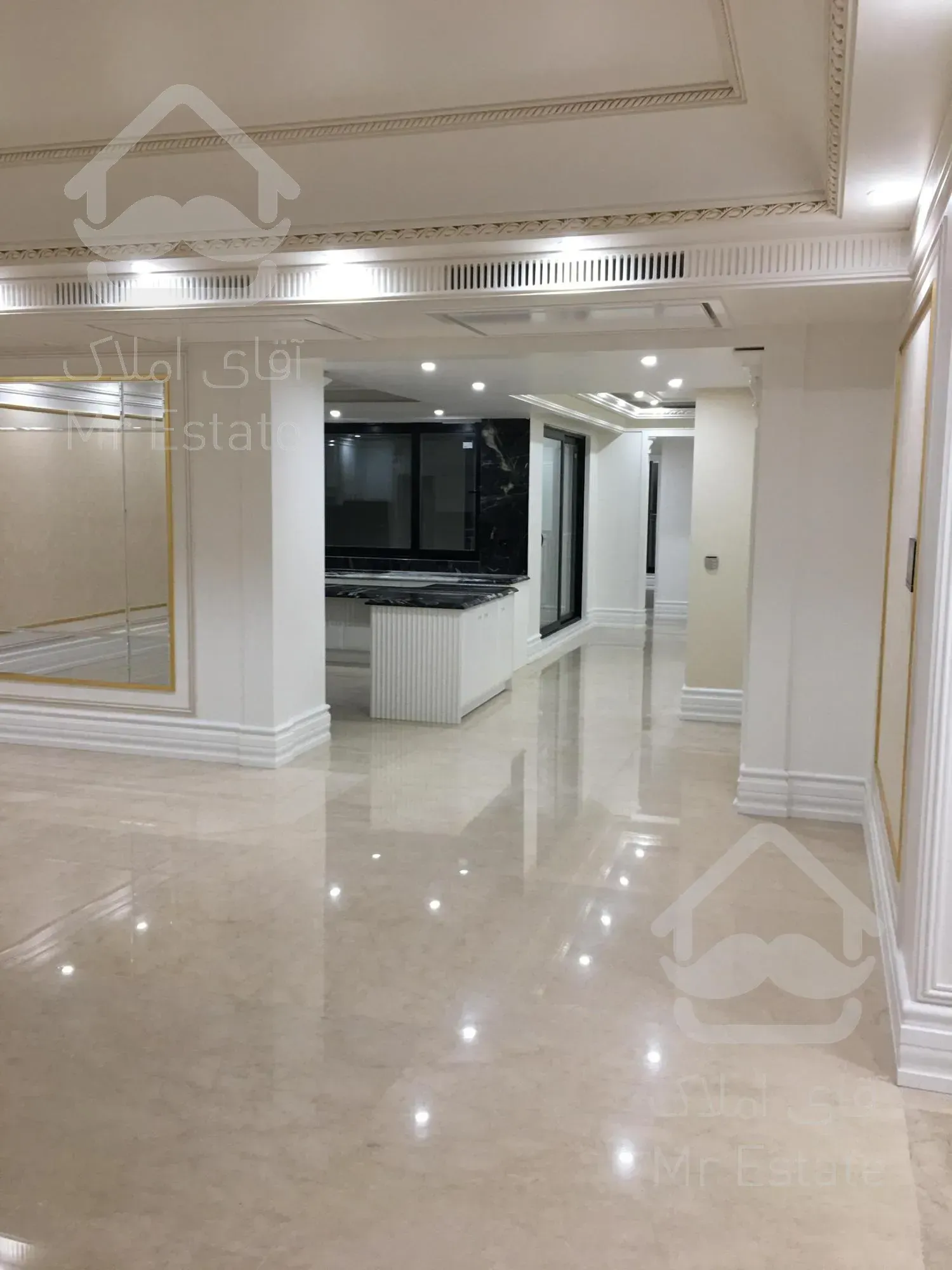 خرید آپارتمان ۲۸۰ متری فرمانیه