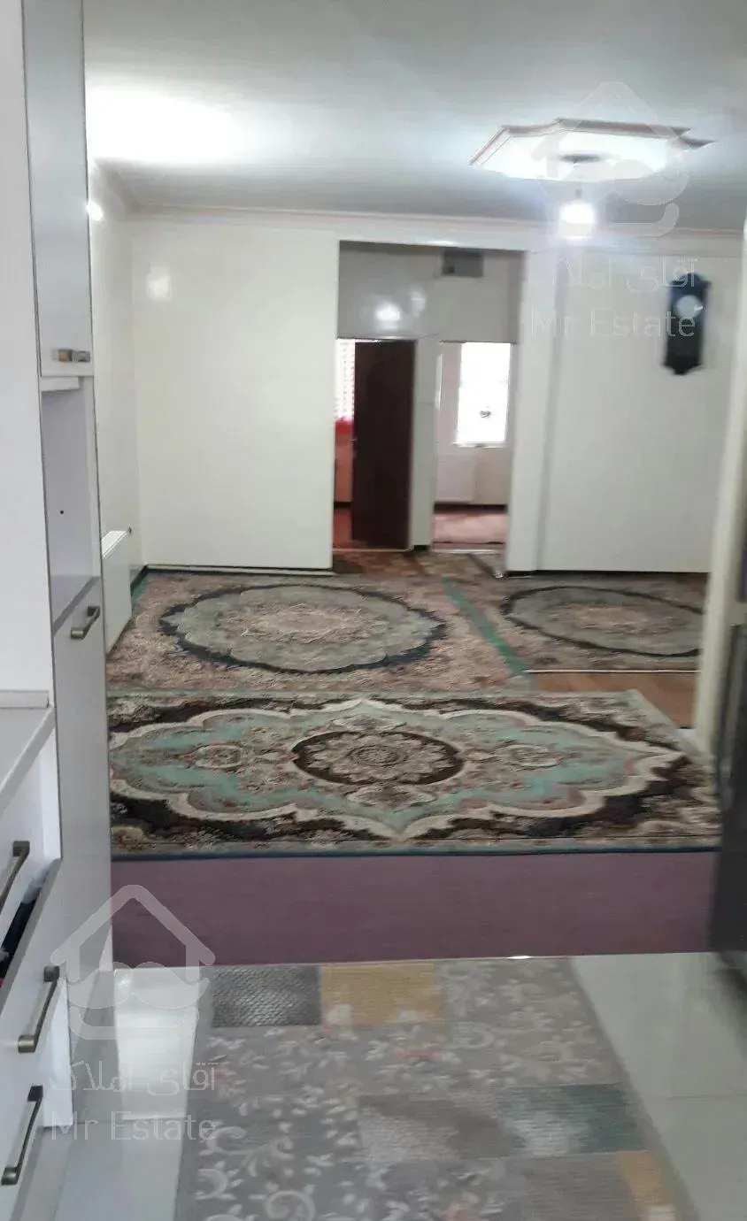 ۸۰متردوخوابه-خوش نقشه و شیک