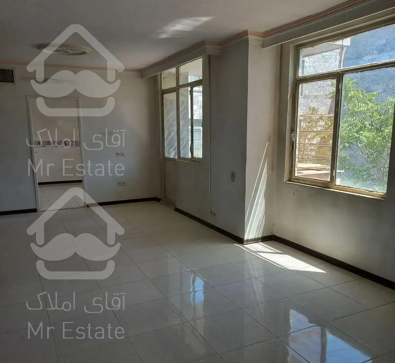 آپارتمان/بعثت/بازسازی شده