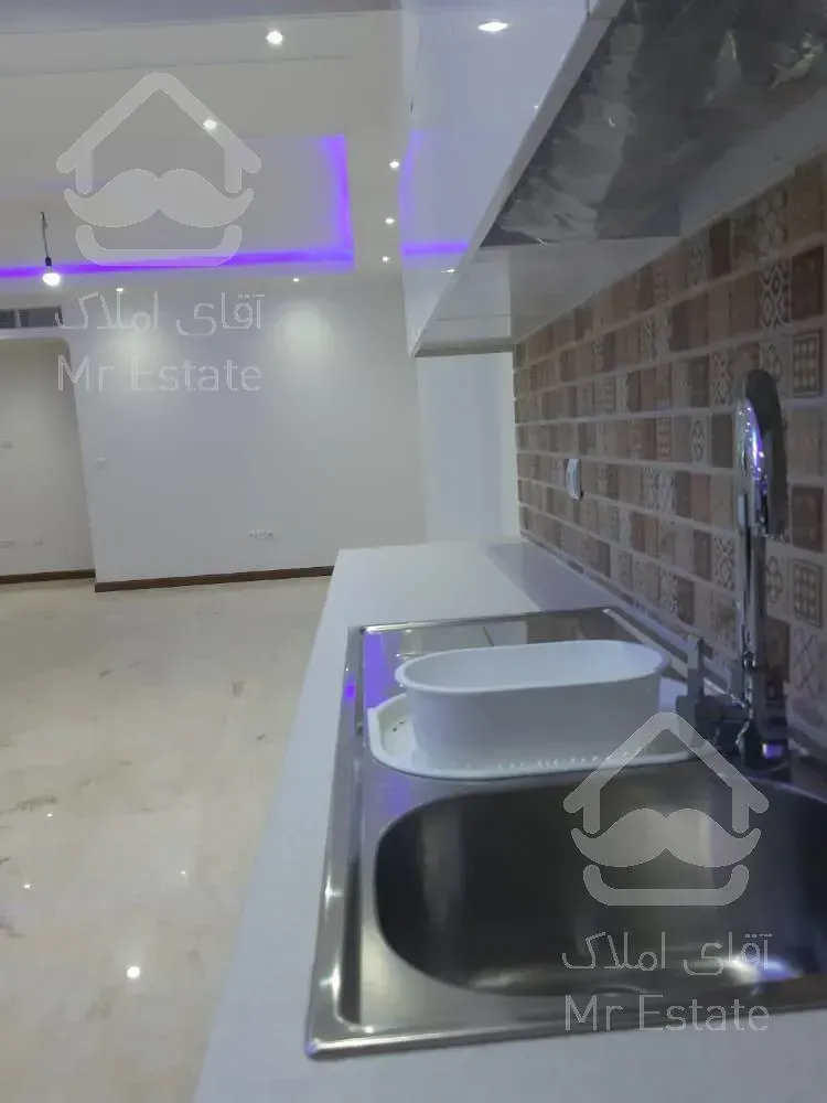 125متر فول امکانات