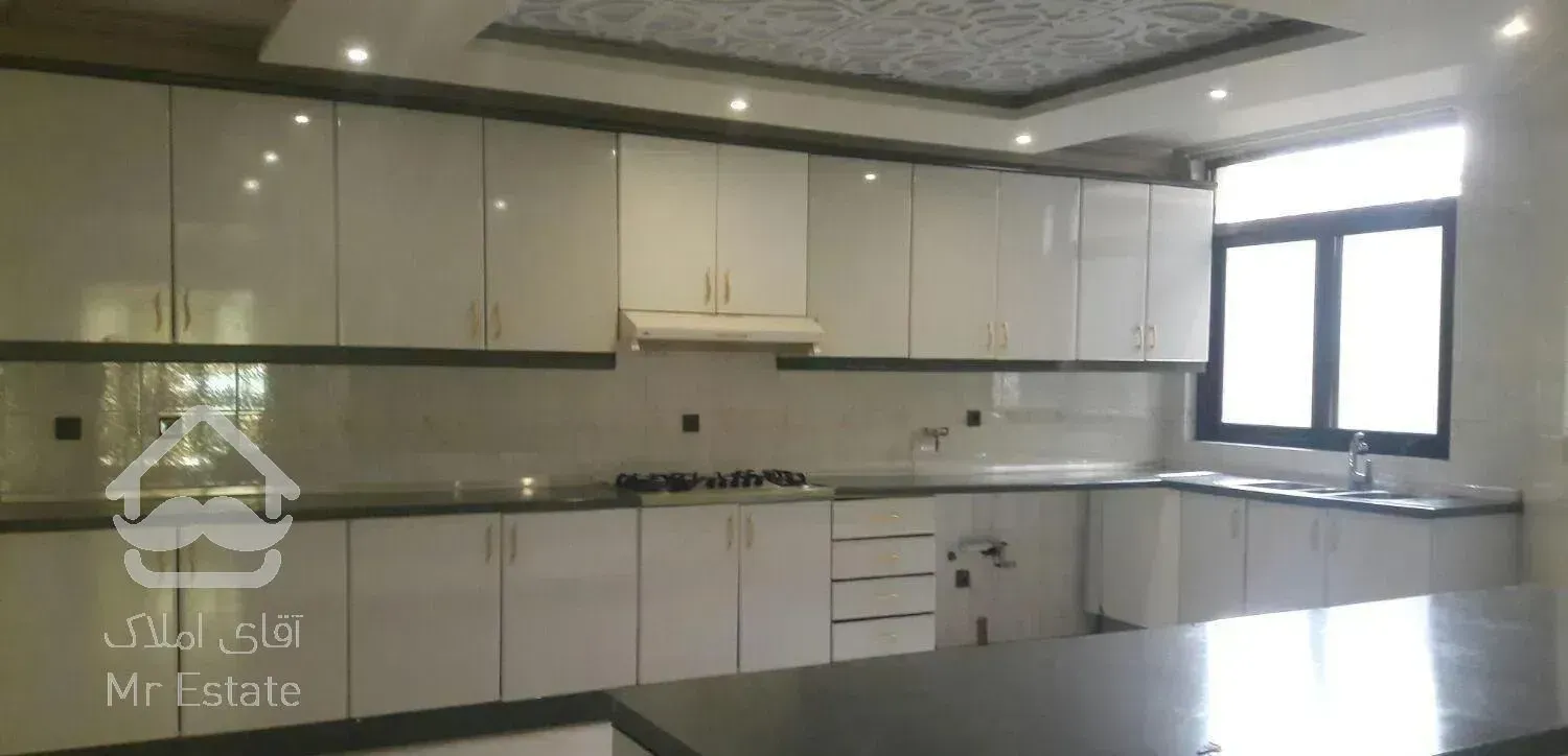 پاسداران .بوستان ۱۶۵ متر ۳خواب