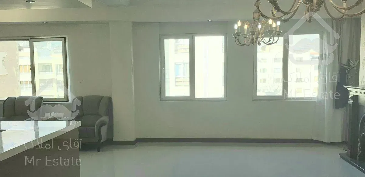 قیطریه جنوبی سه راه منظریه ۱۱۳ متر دو خوابه فول