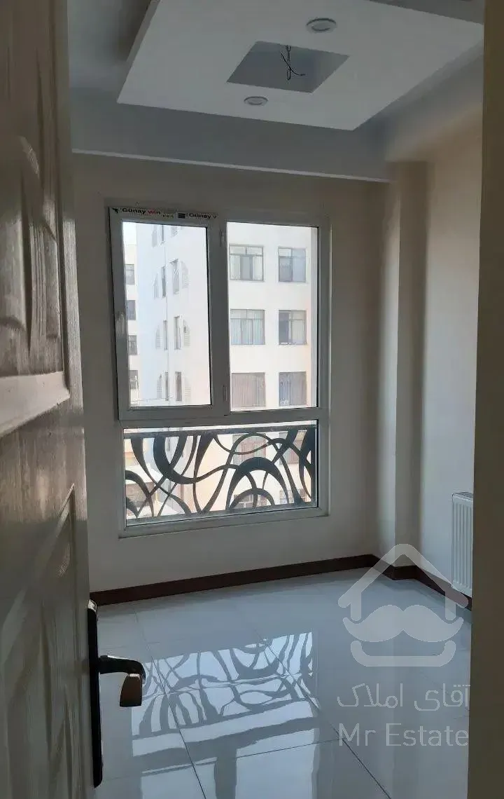 75 متر نوساز تماما رو به آفتاب