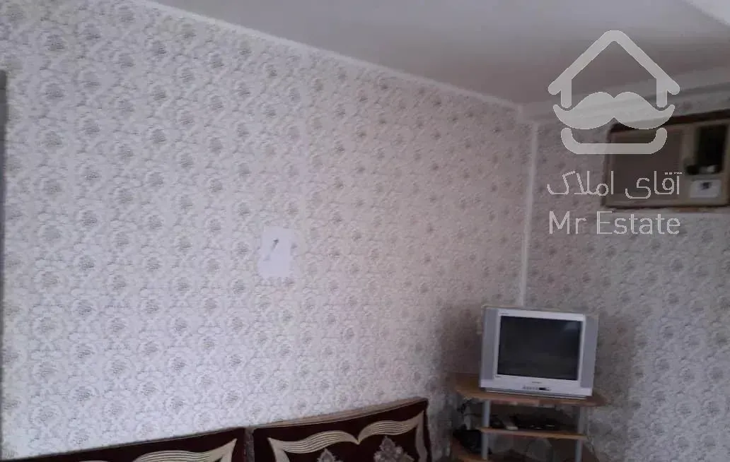 دوخوابه بهداشتی با حیاط و پارکینگ بعد گیسوم اسالم