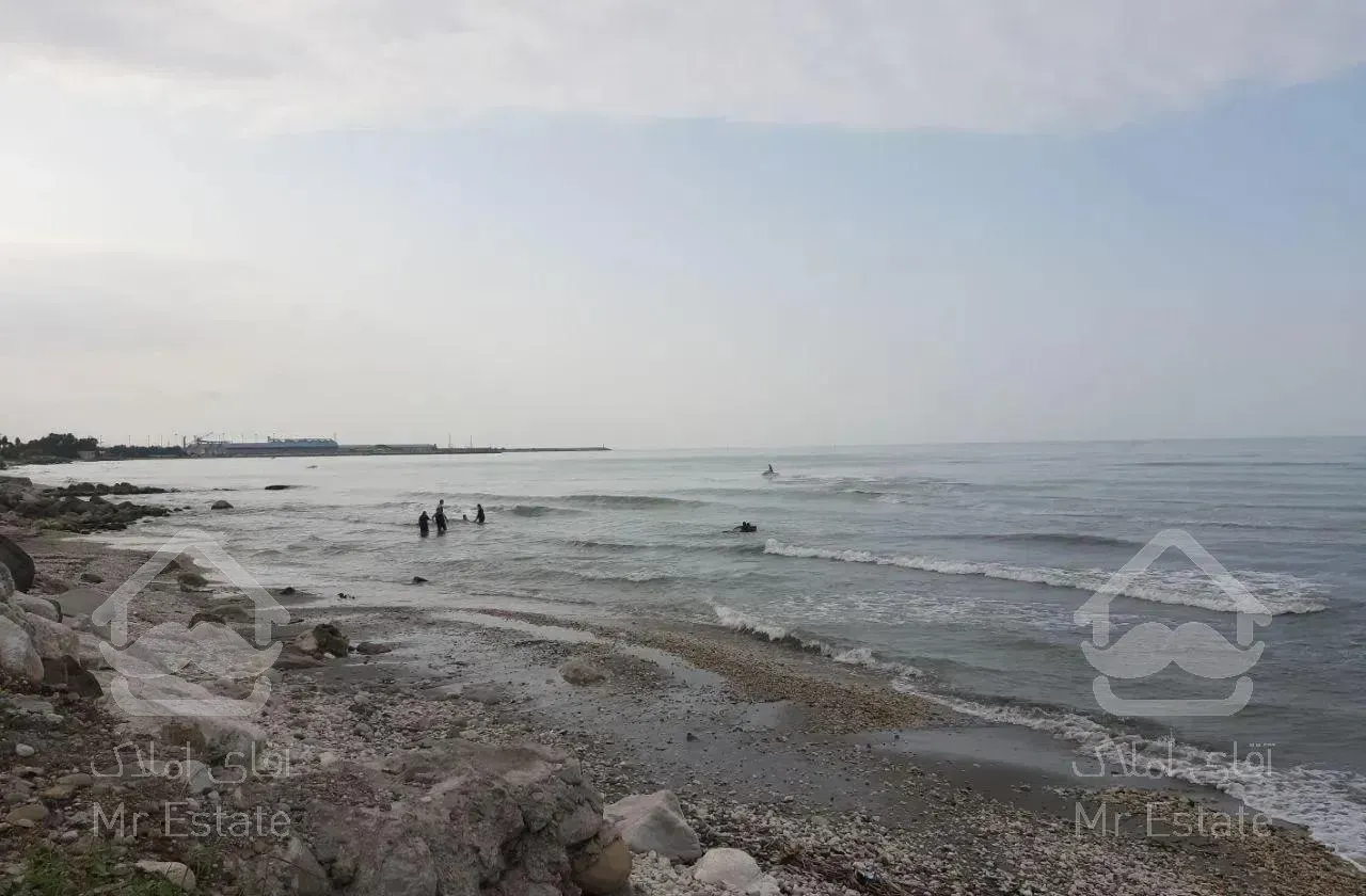 ویلای استخر دار ساحلی با ویوی دریا .