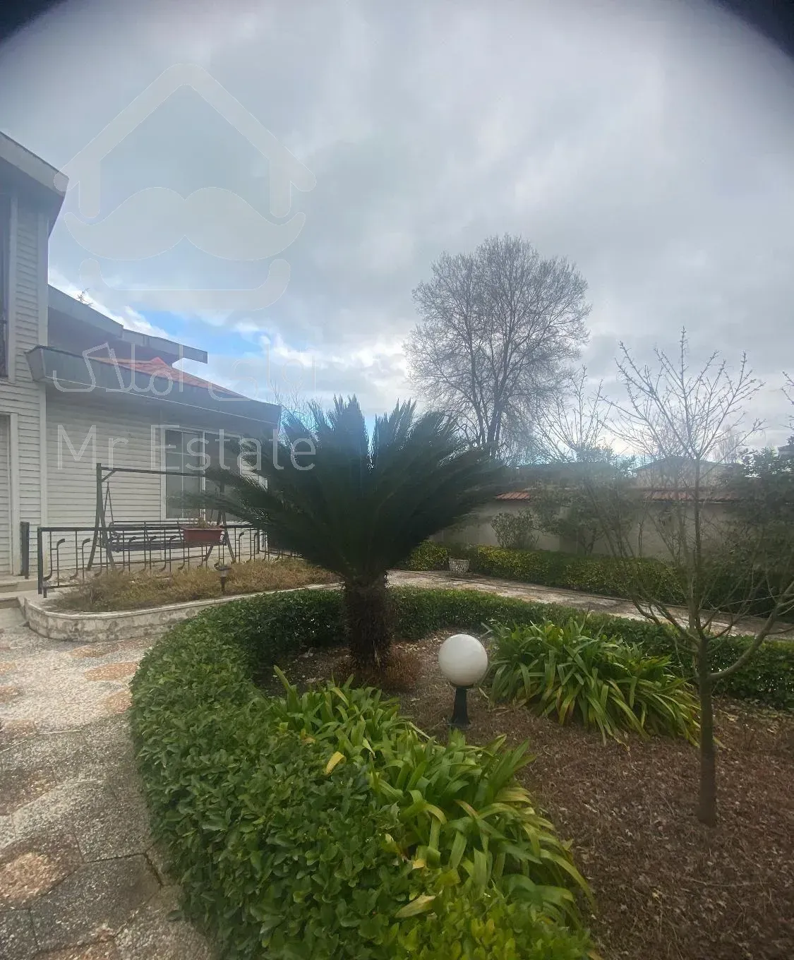 ویلا باغ ۸۰۰ متری