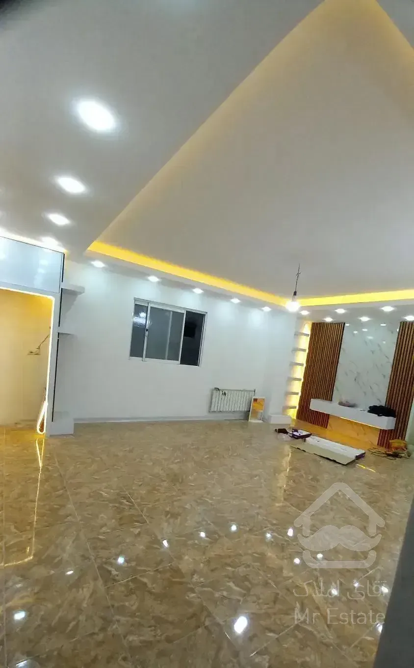 اپارتمان ۸۶ متری طبقه اول شیک دیزاین شده کلاکسر