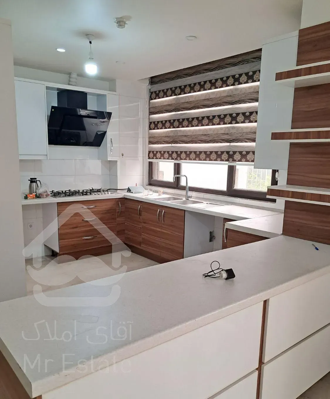 ۱۳۱ متر/تک واحدی/میدان۱۷