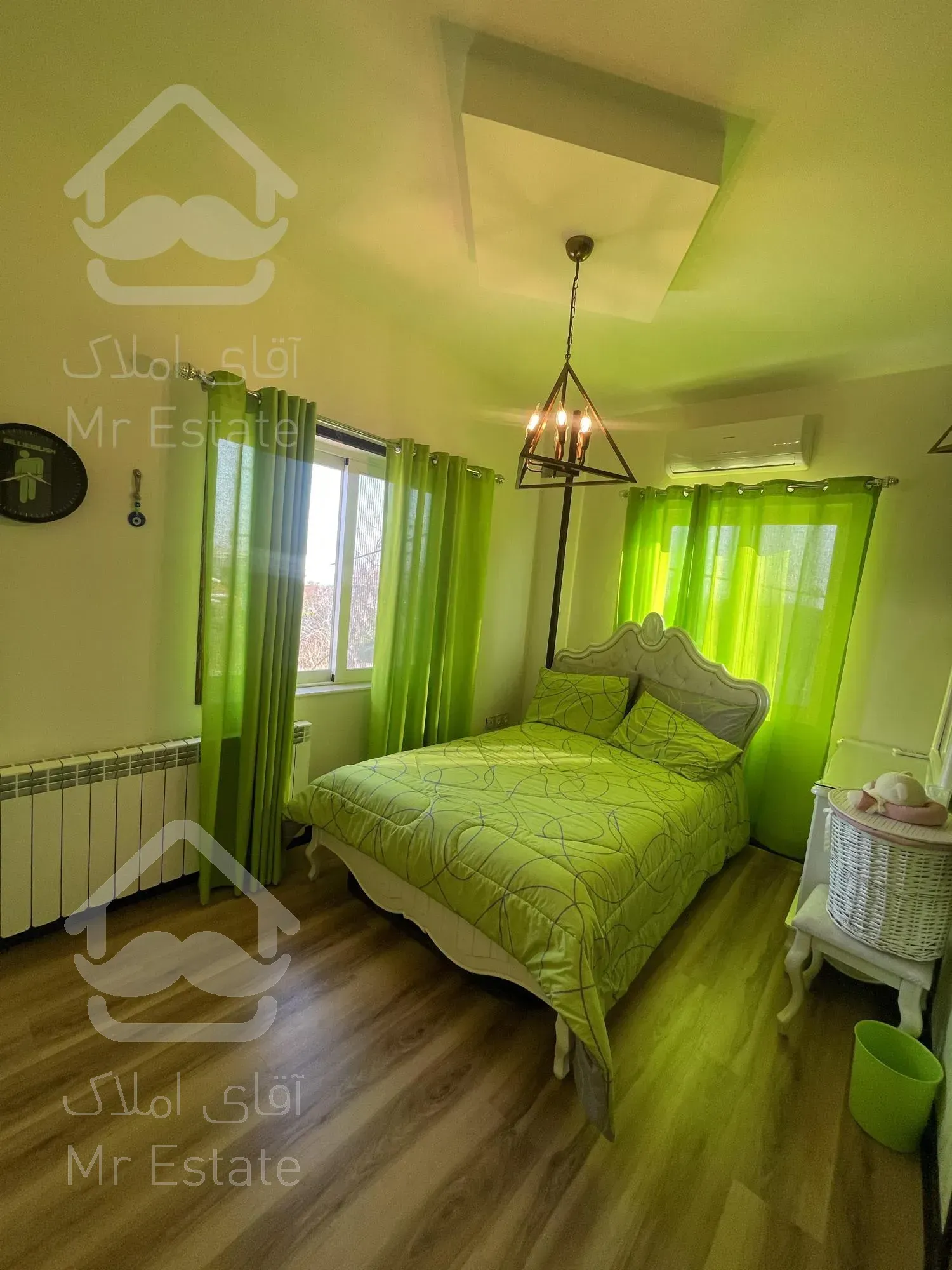 فروش فوری ویلا ۳۰۰ متری در سرخرود