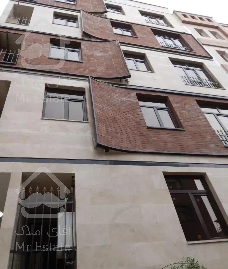 ۶۰۰متر مسکونی نوساز فروش بصورت یکجا وزرا.ک.چهاردهم