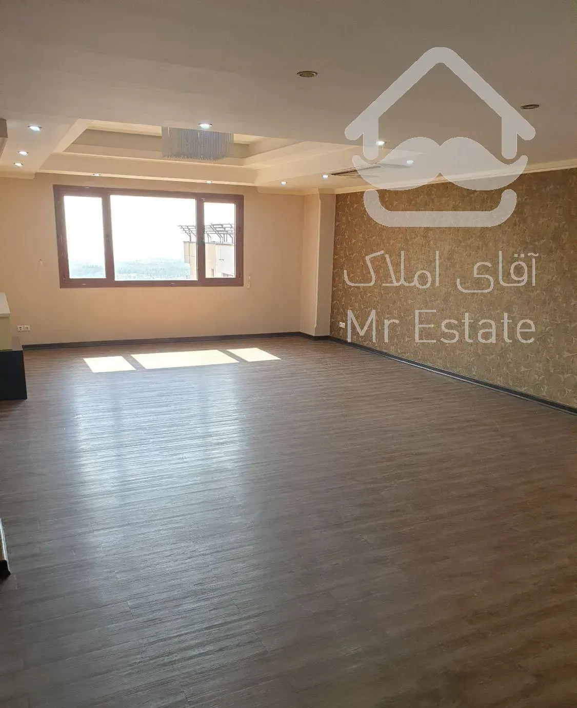 آپارتمان ۱۴۰ متری ۳ خوابه