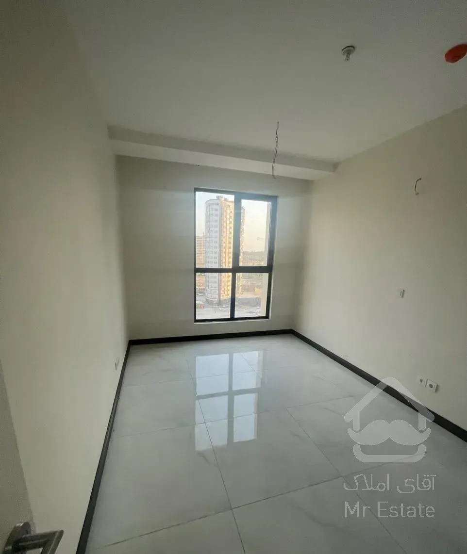 فروش آپارتمان ۱۰۰ متری ۲ خوابه در کوهک نوساز