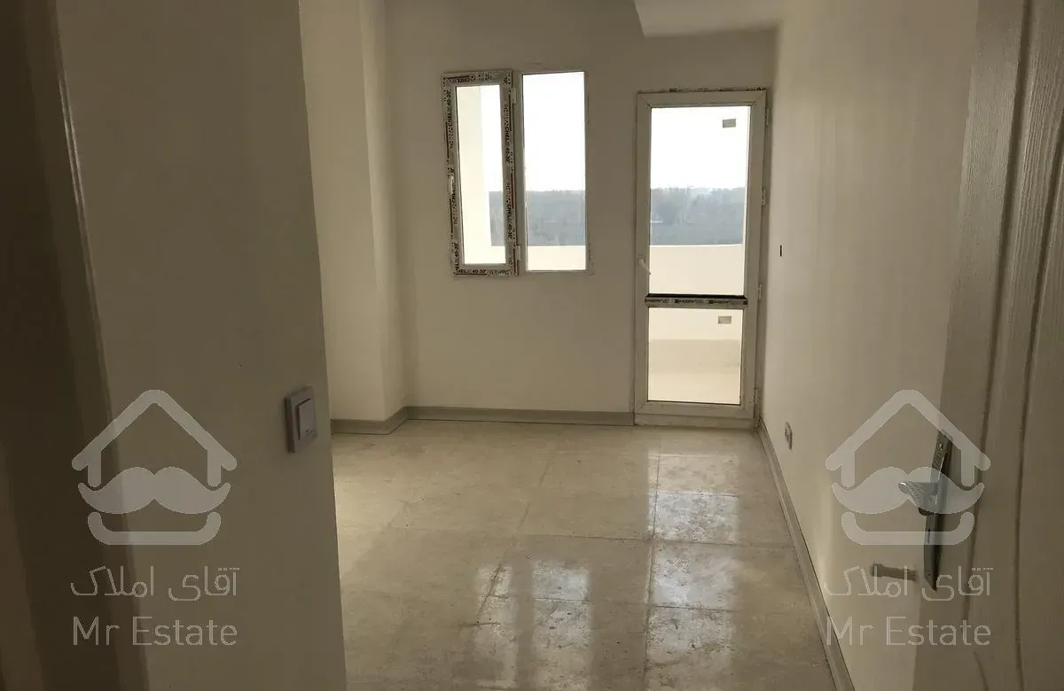 آپارتمان ۱۱۵متری سلمان فارسی رو به باغ سیب