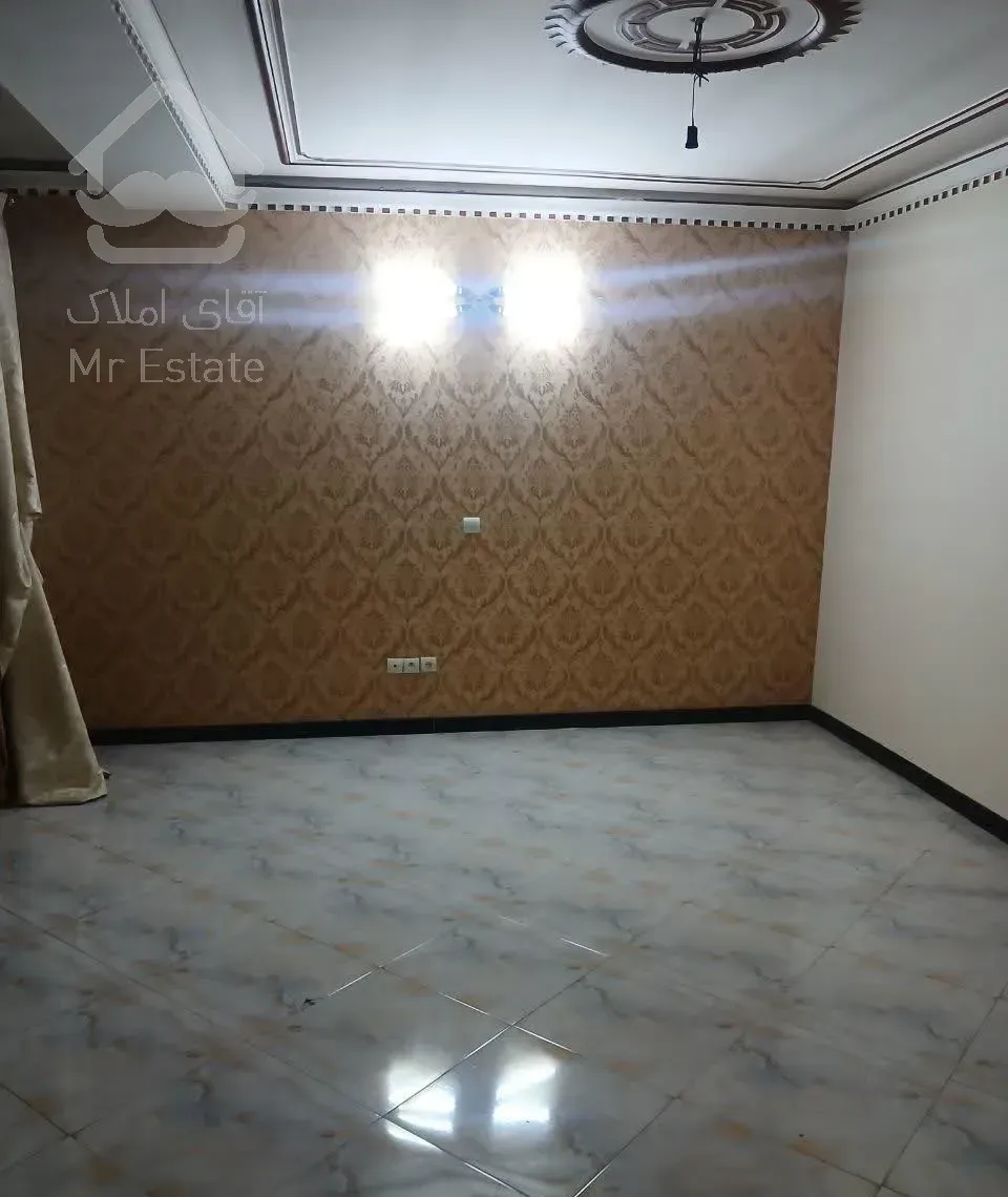 ۷۰مترفول امکانات/۲خواب/پارکینگدار/اتابک مینابی