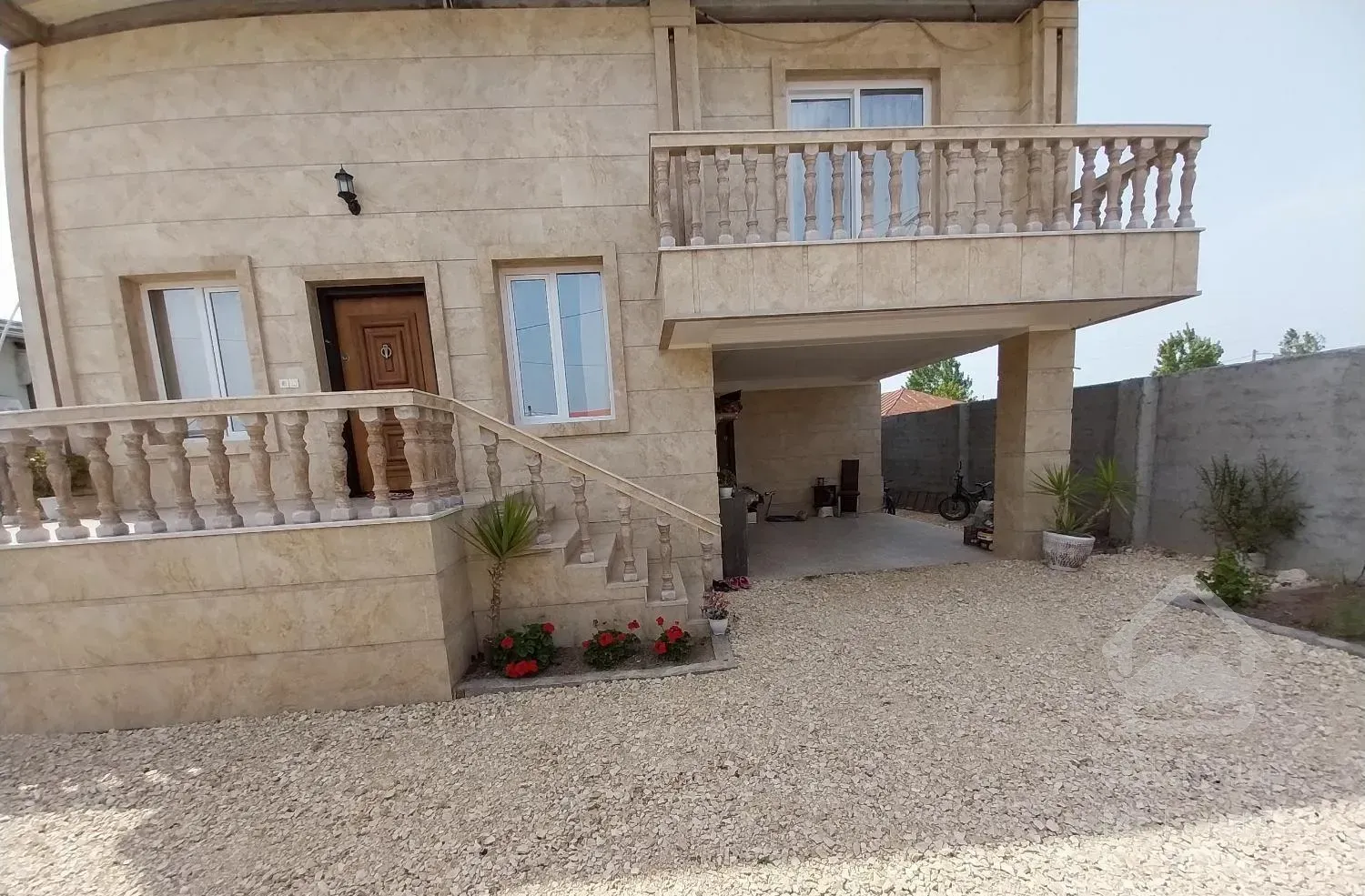 فروش خانه ویلایی نیم دوبلکس 3خوابه 170متری