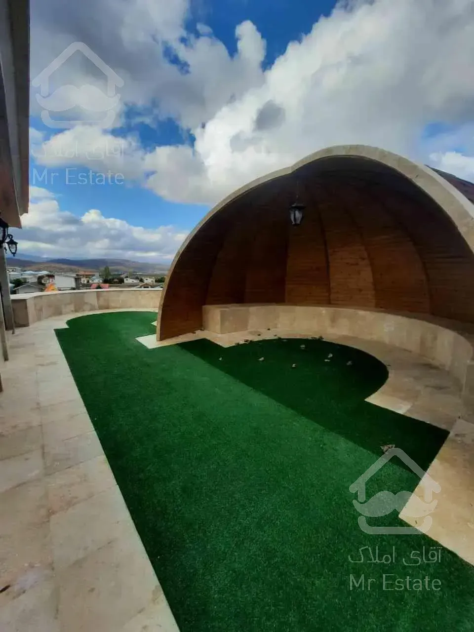 فروش ویلا ۵۲۰ متری