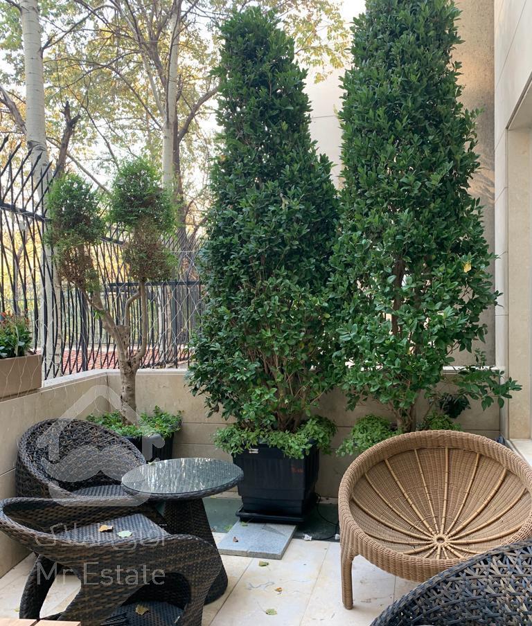 نیاوران مرجان ۱۵۵ متر با ۲۰ متر تراس