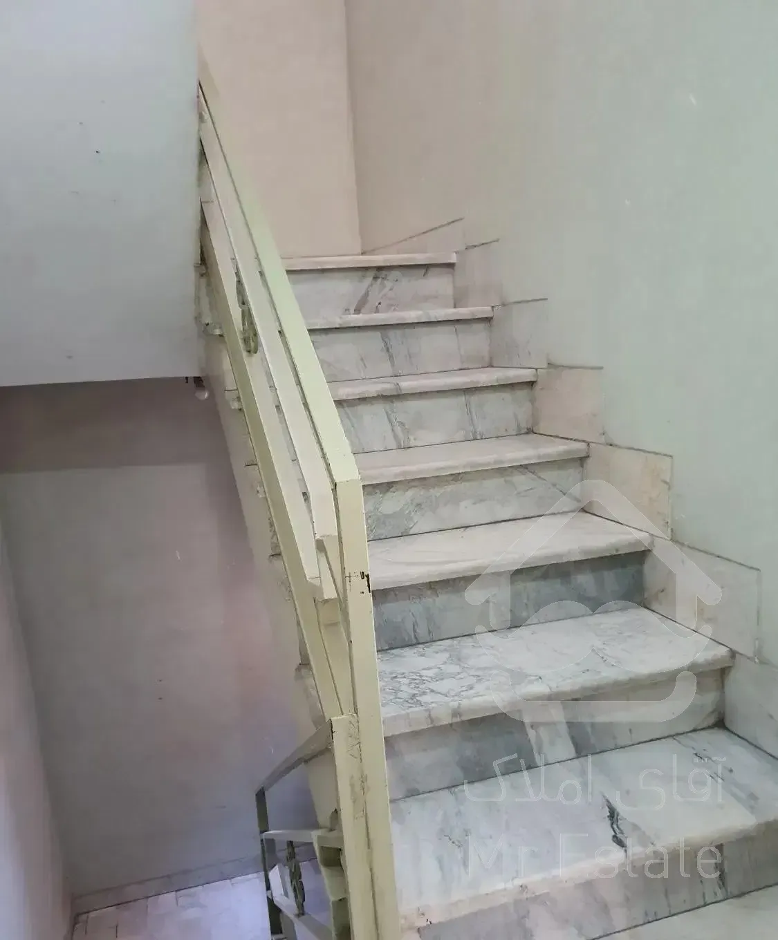 اجاره آپارتمان ۴۰ متری ۱ خوابه طبقه ۴ در مخصوص