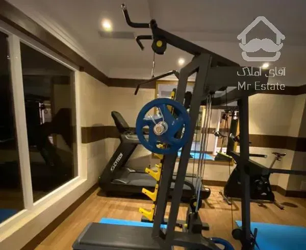 آپارتمان 157متر کلید نخورده 3پارکینگ سندی