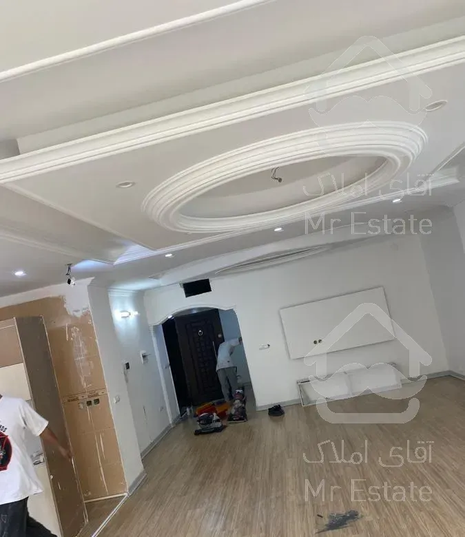 نصاب و نصب پارکت لمینت کفپوش قرنیز ماربل شیت