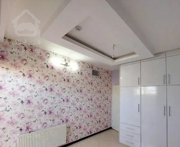 آپارتمان ۱۱۰ متری / دو خواب / صادقیه