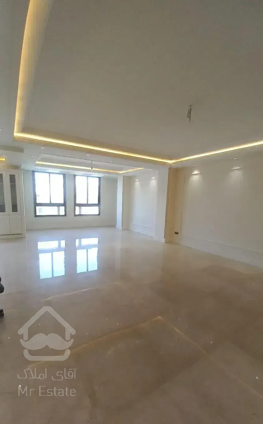 سهروردی جنوبی ۱۳۱مترخوش نقشه،پرنور،حس متفاوت