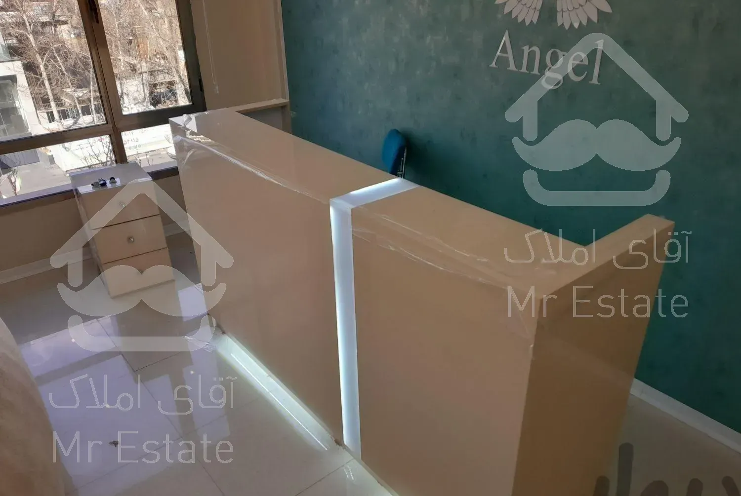 نصاب و سازنده کابینت، کمد، پارتیشن