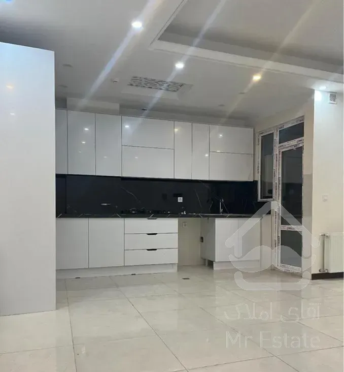 ۵۵ متر فول امکانات/پارکینگ غیرمزاحم/سرمایه گذاری