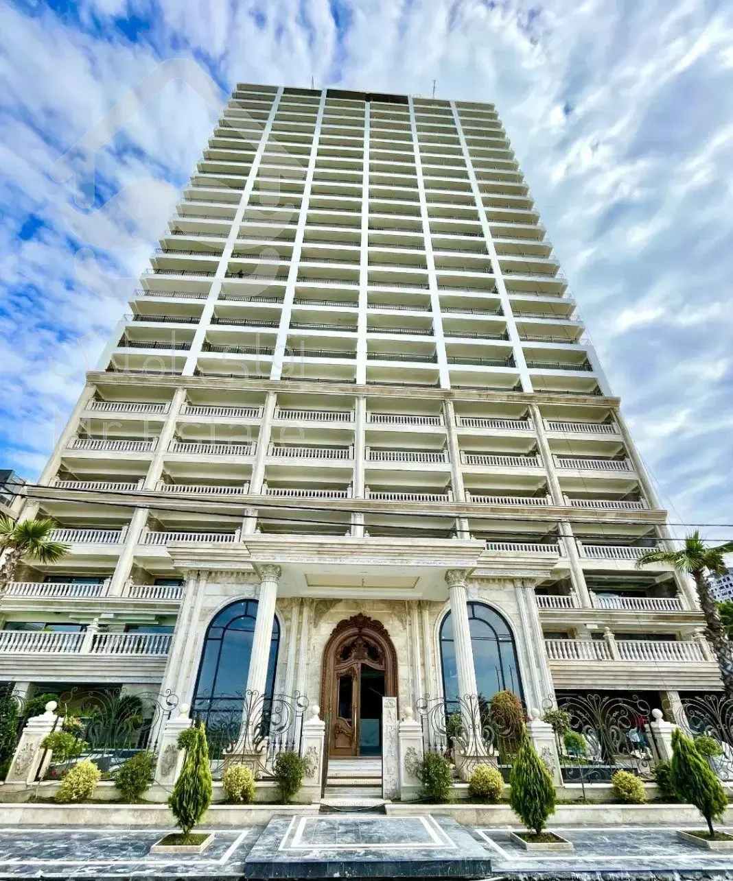 پلاک اول دریا زیر ده میلیاردو۳۰۰-۱۳۸متری‌نوساز‌