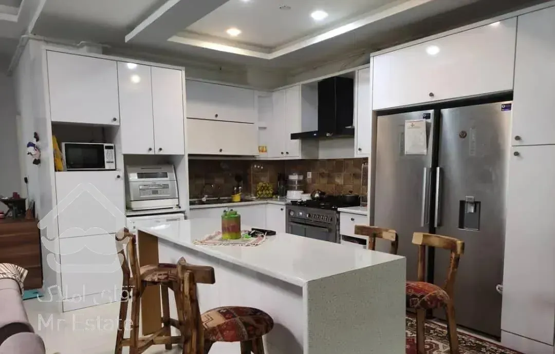 ۱۰۴ متر گلستان ۳۰ ویو  فول امکانات