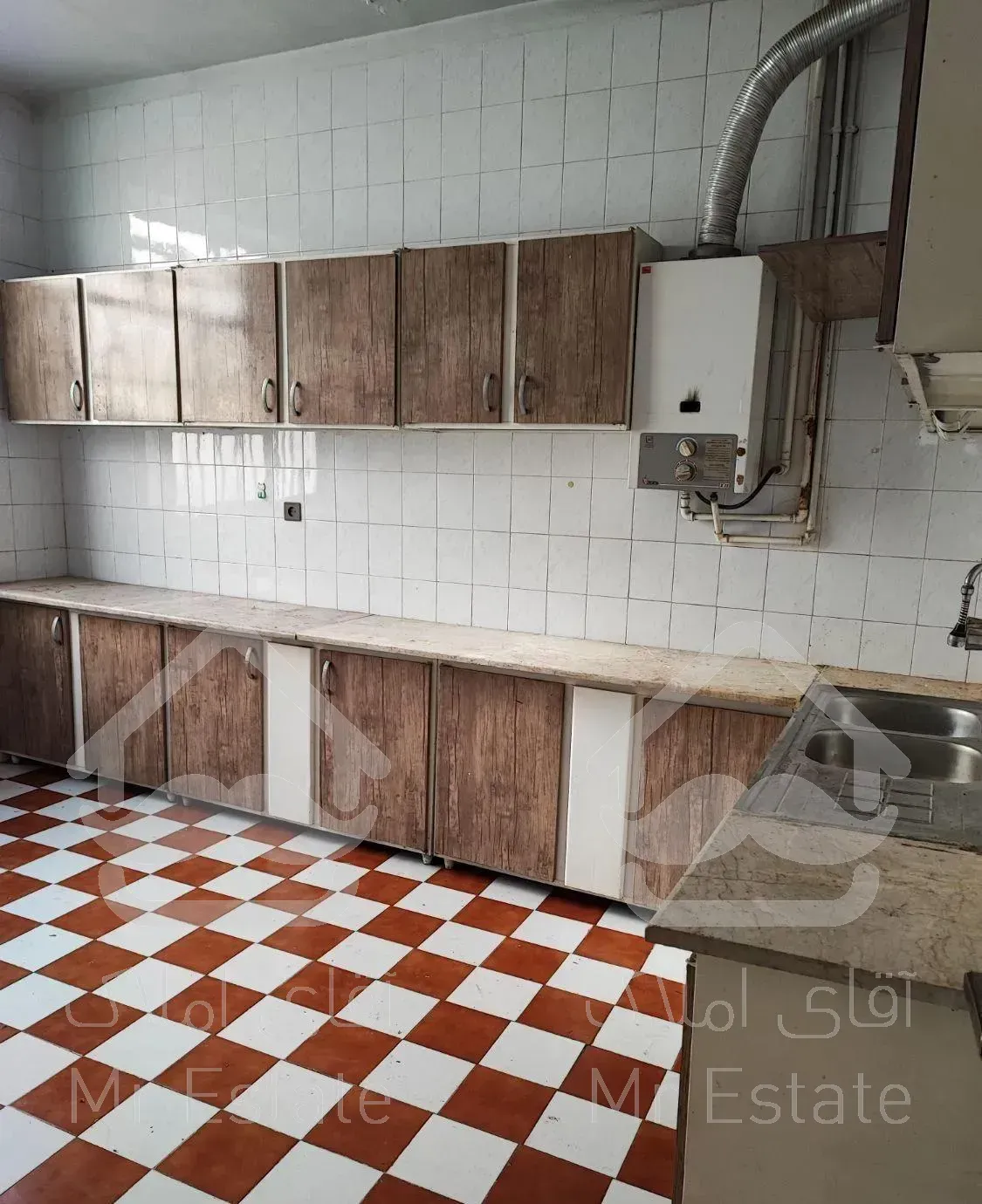 بابک ۱۶۰متر ویلایی دربست