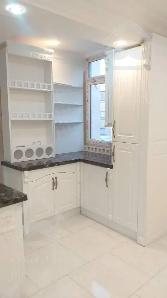 فروش آپارتمان ۱۴۶ متری ۲ خواب فول آپشن واقع در  آذربایجان طوس