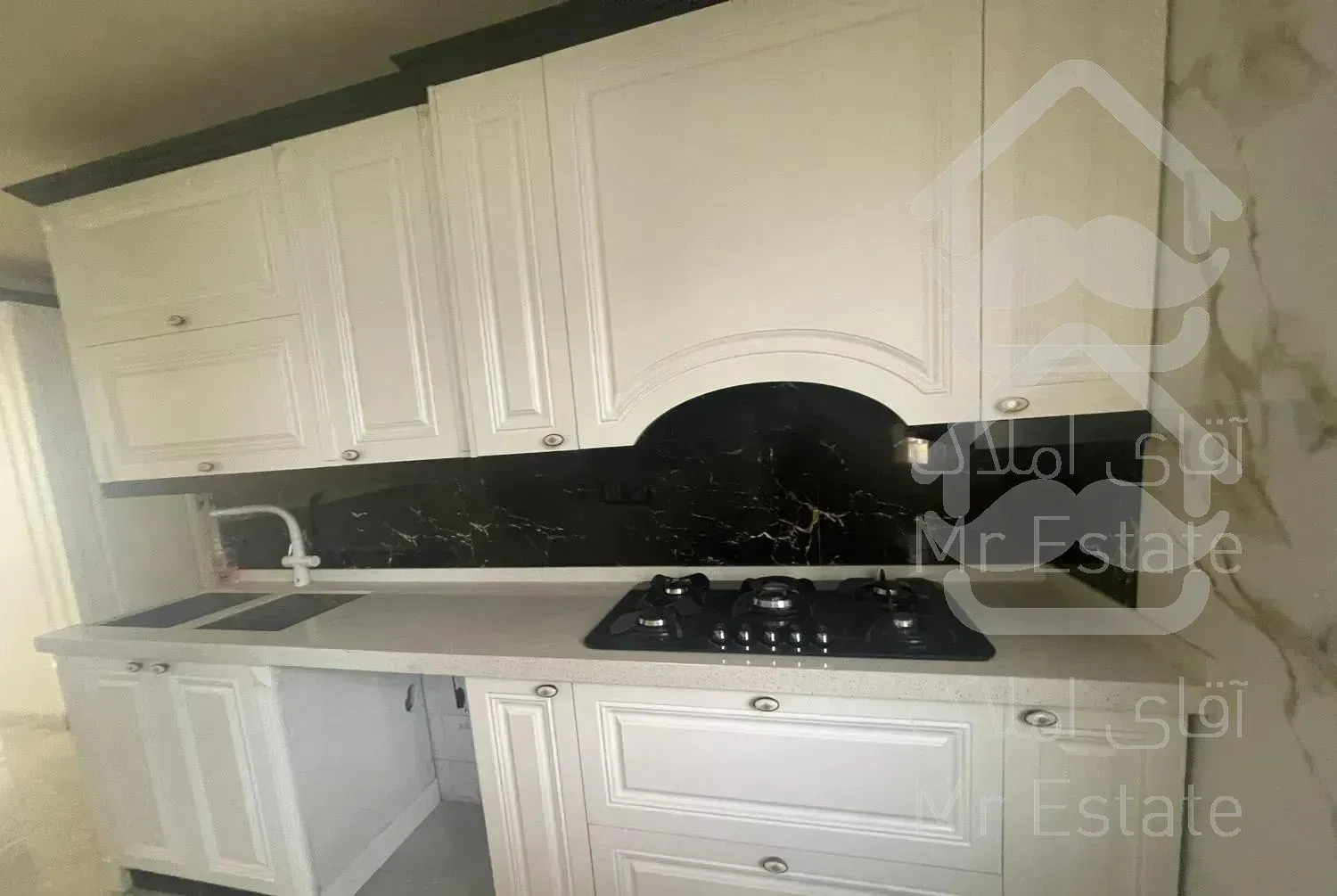 ۲۸۹ متر در ولنجک  طبقه