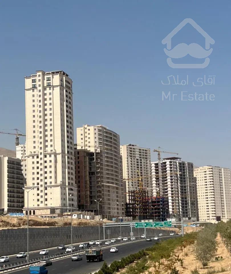 فروش آپارتمان 125 متری سه خوابه