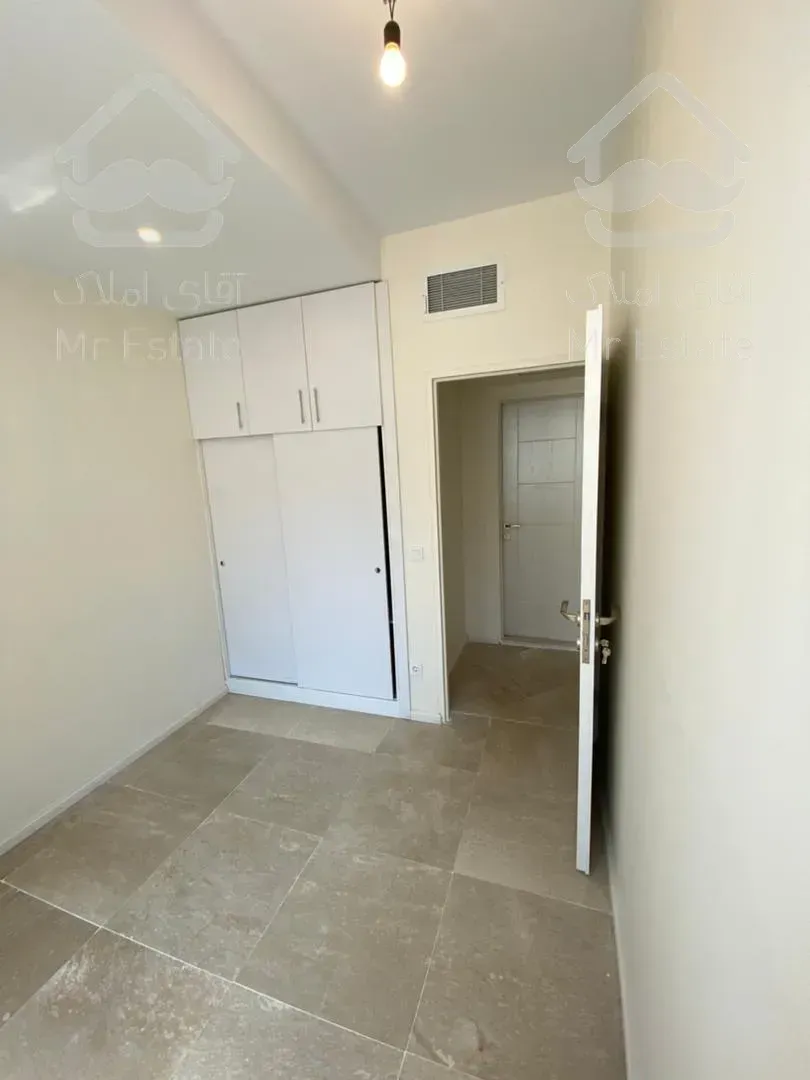 ۷۰متر دو خواب نوساز. مشاعات ابی