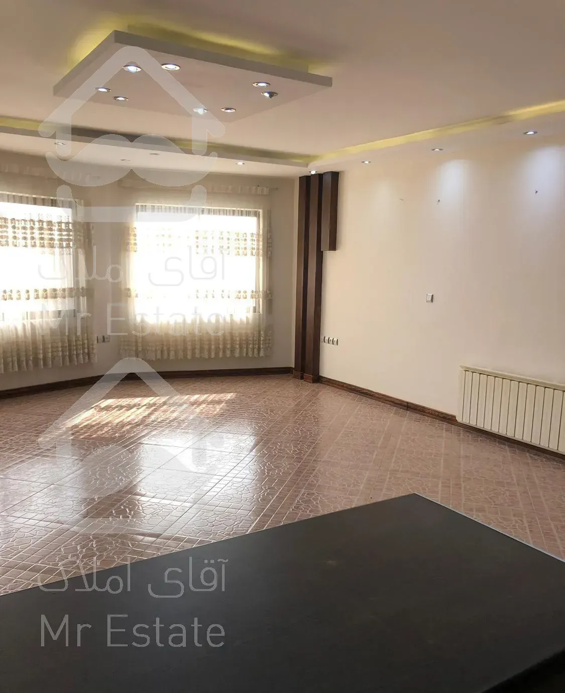 ۹۲ متر واحد آپارتمانی واقع در خیابان کشاورز، نور