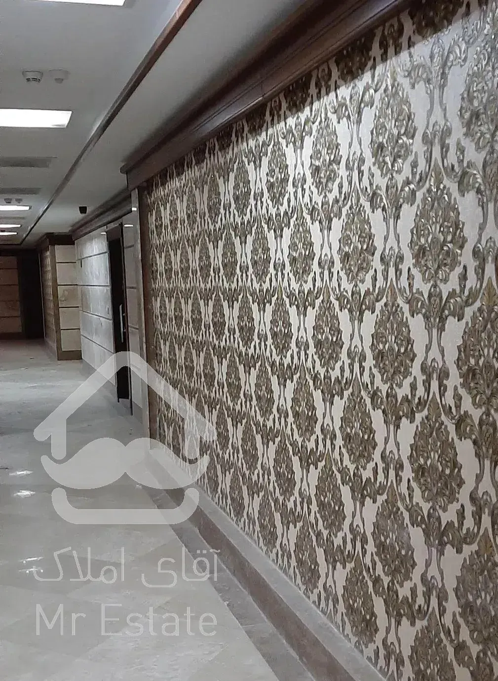 آپارتمان ۲۱۰ متری ۳ خواب ، بالکن بزرگ