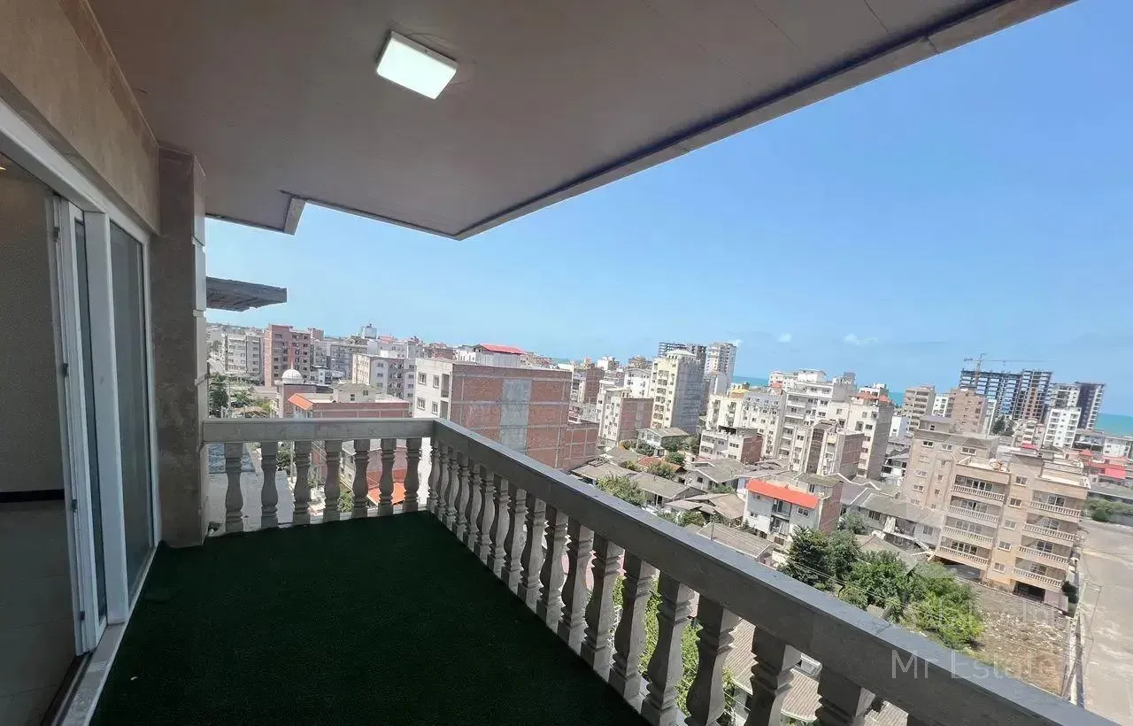 تکواحدی نزدیک ساحل دید باز تراس ۱۰ متری