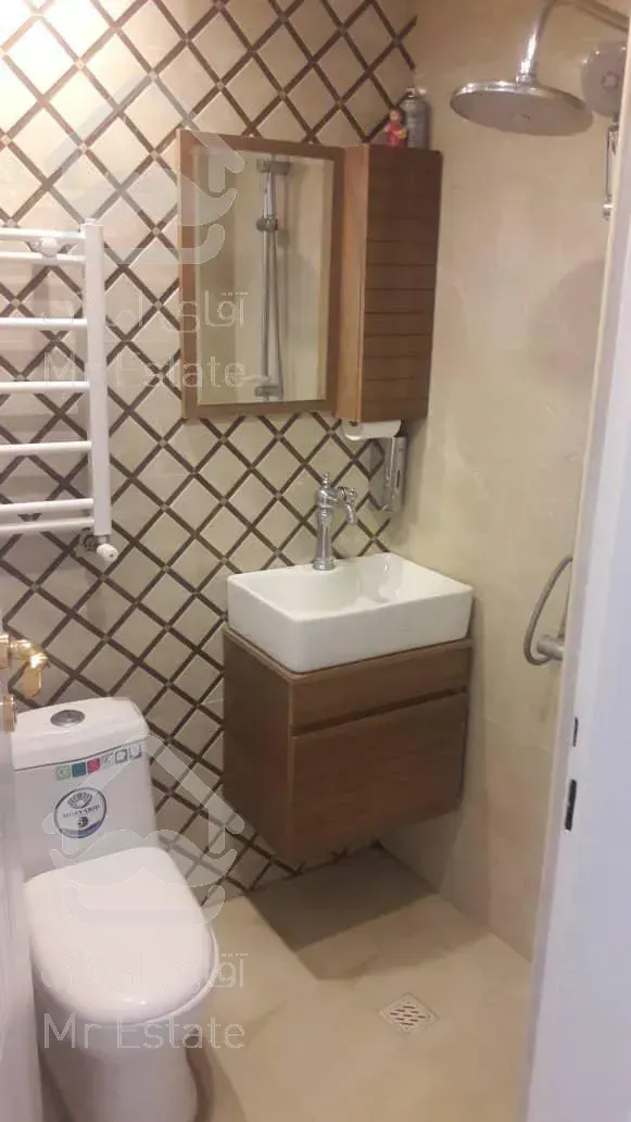 اجاره و رهن آپارتمان اوین 125  متر لاکچری