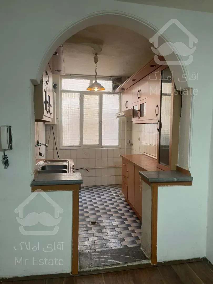 ۴۹ متر طبقه اول